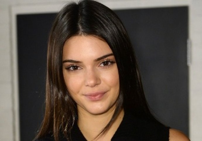 Kendall Jenner pohvalila se novom trendy frizurom