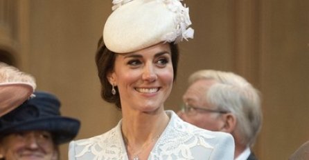 Rapsodija u plavom: Kate Middleton zna kako nositi čipku