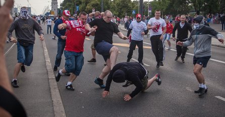 Francuska: Zbog nereda uvedena zabrana točenja alkohola 