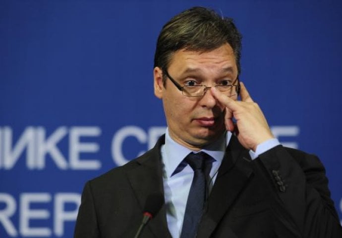 Vučić otkazao posjete Briselu i SAD-u 