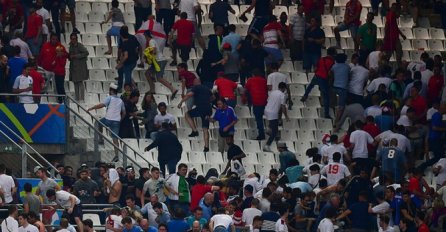 Političar poručio ruskim huliganima: 'Bravo momci, tako se bori za svoju zemlju'