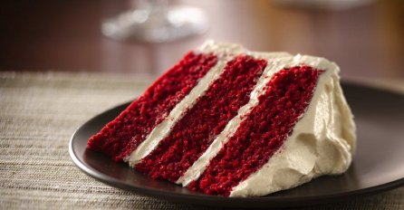 Red Velvet Cake: Kolač koji se svima dopada 