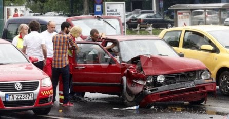 Saobraćajna nesreća na Alipašinom Polju