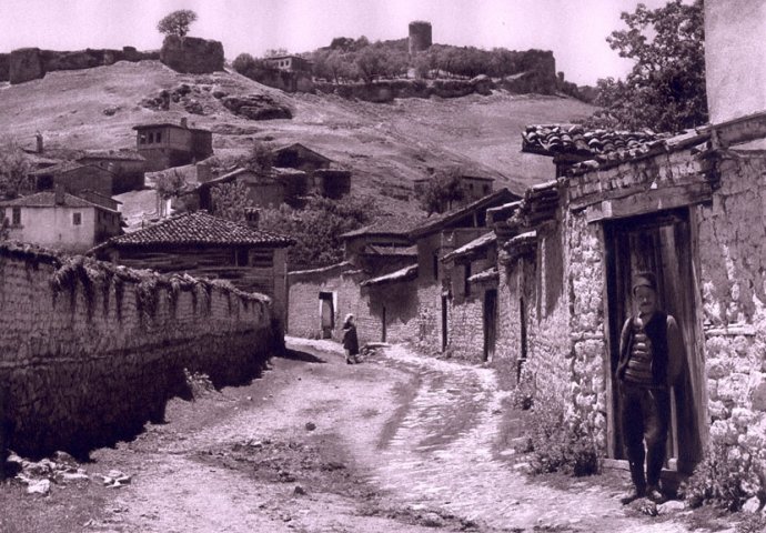 ŽIVOT JUGOSLOVENA NA POČETKU OSNIVANJA DRŽAVE: Prizori koji vraćaju u stara vremena (FOTO)