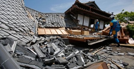 U poplavama i odronima u Japanu troje mrtvih