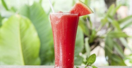Zdravi shake za dobro jutro i vruće ljeto 