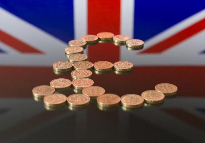 CRNI PETAK: Kolaps britanske funte, panika na berzama 