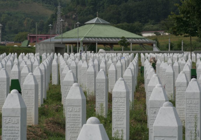 Više od 600 godina zatvora i tri doživotne robije za zločin u Srebrenici