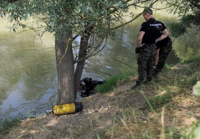 TRAGEDIJA: U jezeru Oštra Luka utopio se mladić iz Orašja