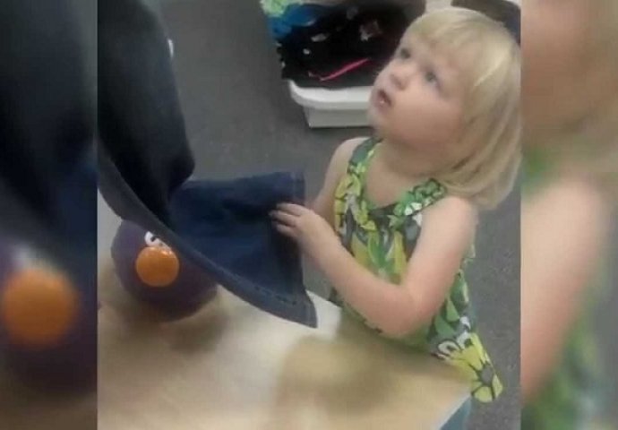 Dječije reakcije na lutke iz izloga su prosto urnebesne (VIDEO)