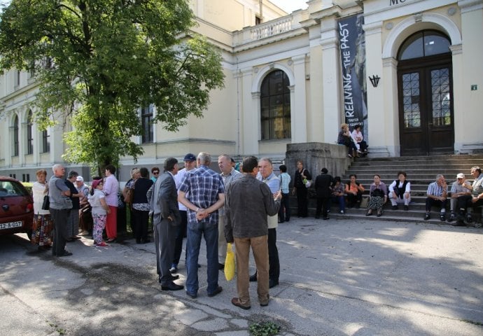 Sarajlije krenule put Bikavca, 24 godine od žive lomače 