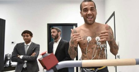 Veliko pojačanje u Torinu: Dani Alves uspješno završio medicinske preglede
