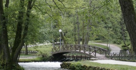 Zagađena voda na Vrelu Bosne!