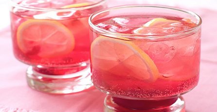 Pink limunada i bezalkoholni mohito: Ljetno osvježenje 