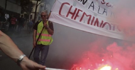 Protesti u Francuskoj: Suzavac, hapšenja