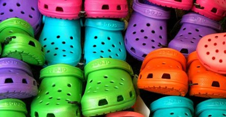 Zašto doktori nikako ne preporučuju Crocs papuče? 
