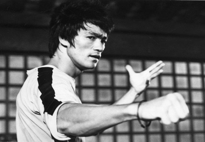 Pogledajte kako Bruce Lee izvodi najbrži udarac nogom koji ste ikada vidjeli (VIDEO)