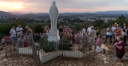 Međugorje - put od župe do svetišta