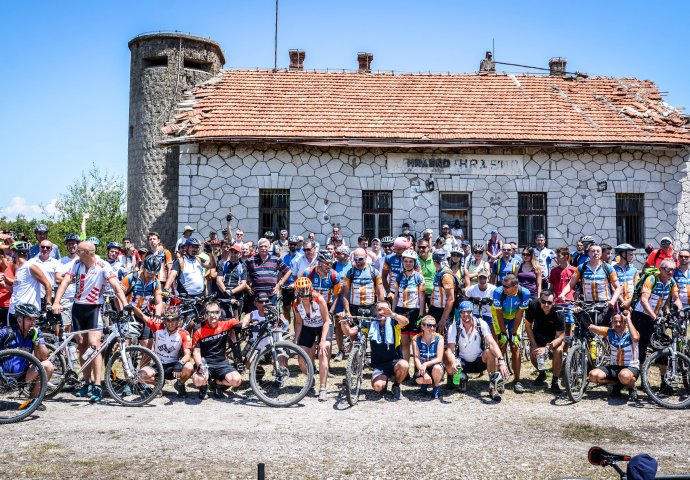 Više od 200 biciklista proslavilo 115. rođendan Ćire