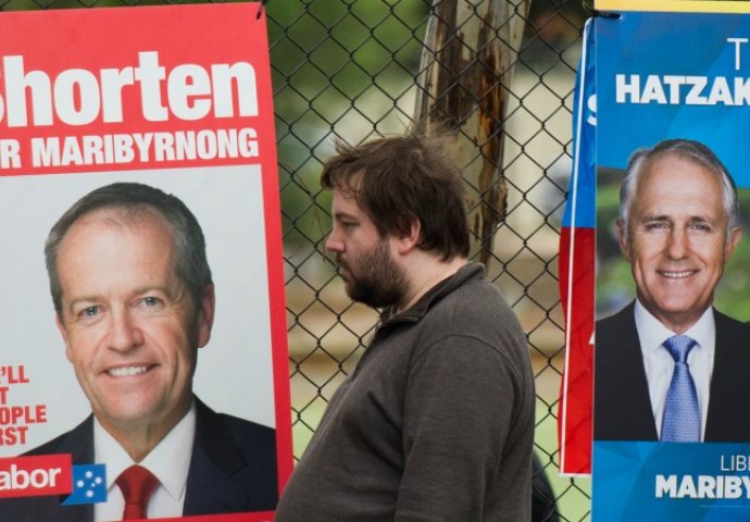 Čelnici vodećih stranaka u pregovorima nakon neizvjesnih izbora u Australiji