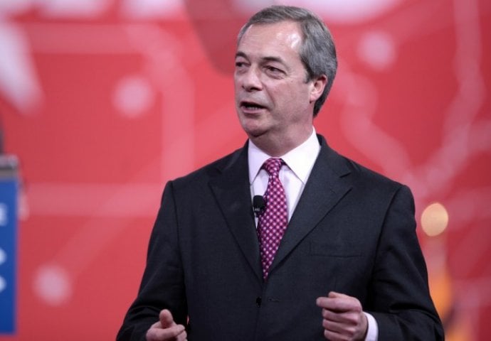 Nigel Farage, najveći zagovornik Brexita, podnio ostavku