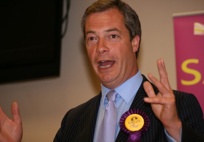 Licemjer i najveći zagovornik Brexita Nigel Farage podnio ostavku