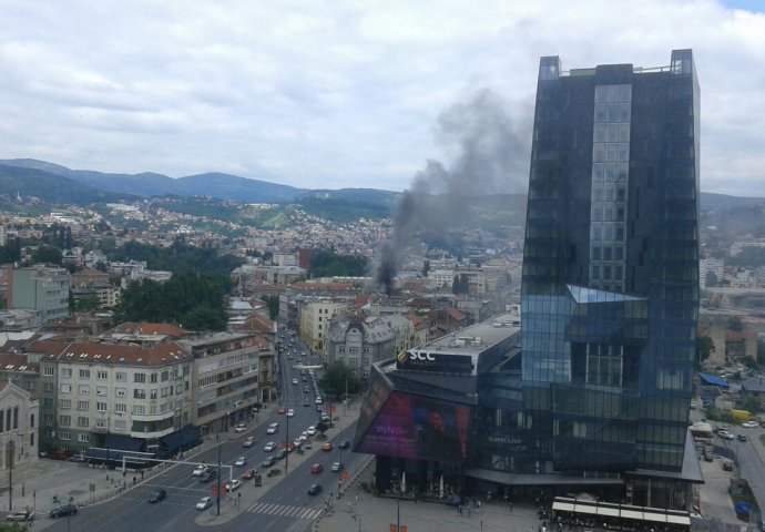 Lokaliziran požar u centru Sarajeva