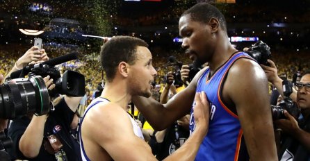 Najjači tim u NBA historiji: Durant se priključio Curryju i Thompsonu u Golden Stateu