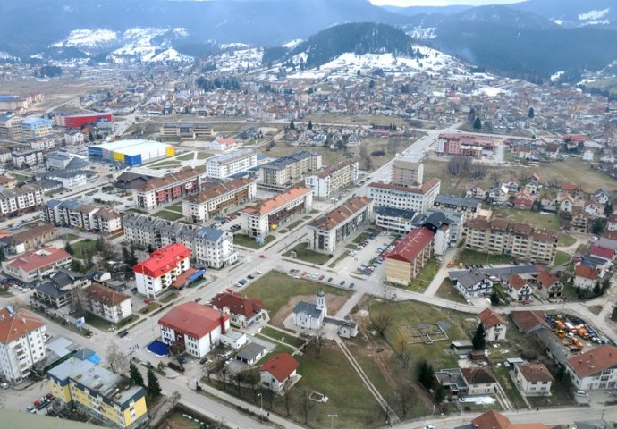 Svi apsurdi Karadžićevog hapšenja