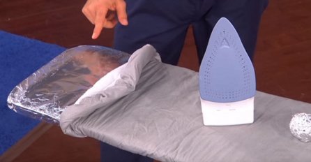  Stavila je običnu aluminijumsku foliju na dasku za peglanje: Ovaj trik koristićete stalno! (VIDEO)