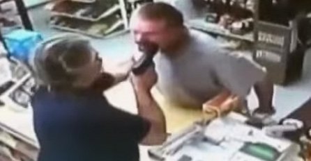 Ušao je u prodavnicu da opljačka prodavača, no nije imao pojma na koga je naletio (VIDEO)