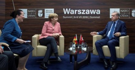 Varšava: Merkel i Erdogan razgovarali o odnosima Njemačke i Turske