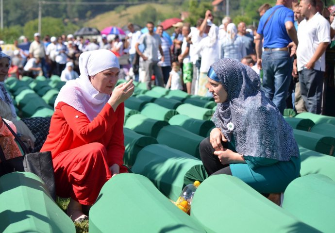 Završena kolektivna dženaza i komemoracija u Srebrenici