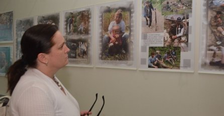 Otvorena izložba fotografija 'Srebrenica' autora Ahmeta Bajrića - Blicka