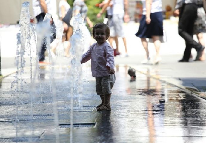 I danas temperature do 38 stepeni - kako se zaštiti od vrućina ?