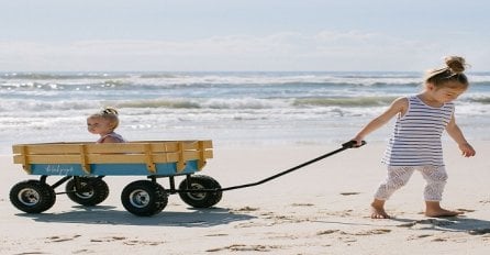 Gdje sakriti novac na plaži? 10 trikova koji će vas ljeti spasiti 