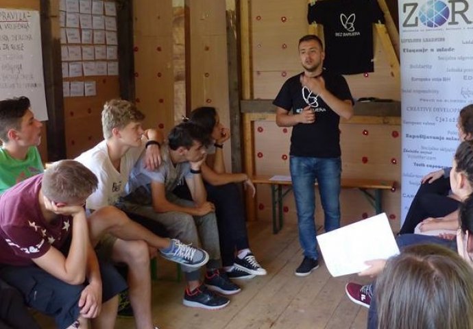 "BEZ BARIJERA":  Srednjoškolci iz ZDK boravili na trodnevnom edukativno - rekreativnom kampu