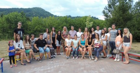 U Tuzli otvoren 'Park mira i prijateljstva'