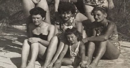  'Curica s mašnom sam ja, mala': Možete li prepoznati koje na ovoj fotografiji? 