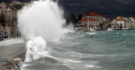 Hrvatska: Puše najjača bura u zadnjih 12 godina