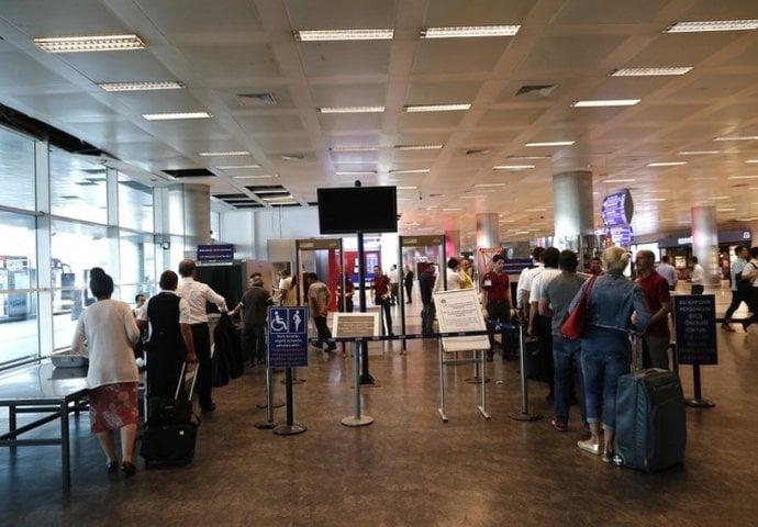 Otkazani svi letovi iz Istanbula sa aerodroma Ataturk