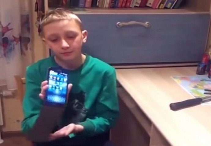 Htio je da ispadne cool, ali na kraju se pokazao kao najgluplji klinac na svijetu (VIDEO)