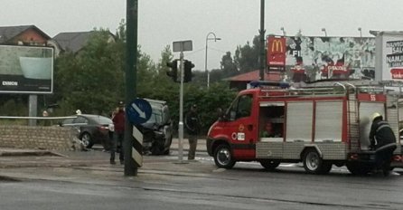 Saobraćajna nesreća na glavnoj cesti u Nedžarićima