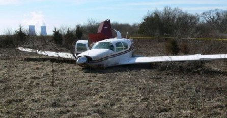 U padu aviona poginulo šest osoba