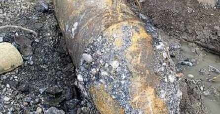 Ronioci iz Češke sutra uklanjaju tri avio bombe iz rijeke Save 