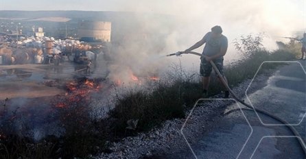 Požar koji je izbio u krugu tvornice TT Kabeli trenutno pod kontrolom