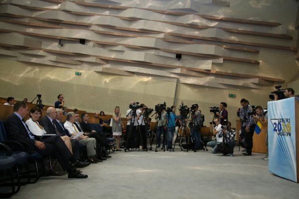 31fa7151-0940-4156-bc16-46b35c905995