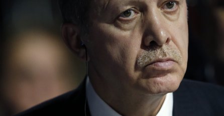 Erdogan ostavio generala Akara na čelu turske vojske
