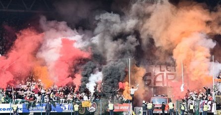 Horde zla izazvale 15-minutni prekid: Derbi ipak nastavljen