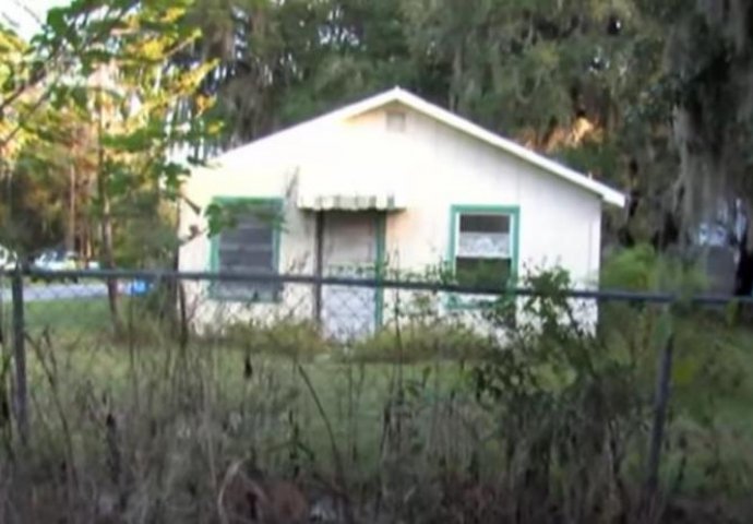 Prijavio je bizarnu pojavu u ovoj kući, ali kada je policajac došao zatekao je UŽAS! (VIDEO) 